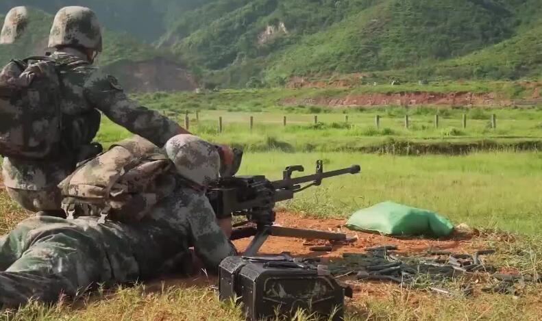 大学生兴起特种兵式旅游