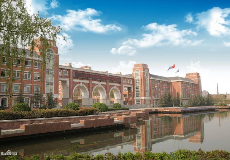 郑州外国语学校校园一角