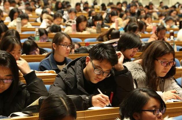 硕博毕业人数超本科生